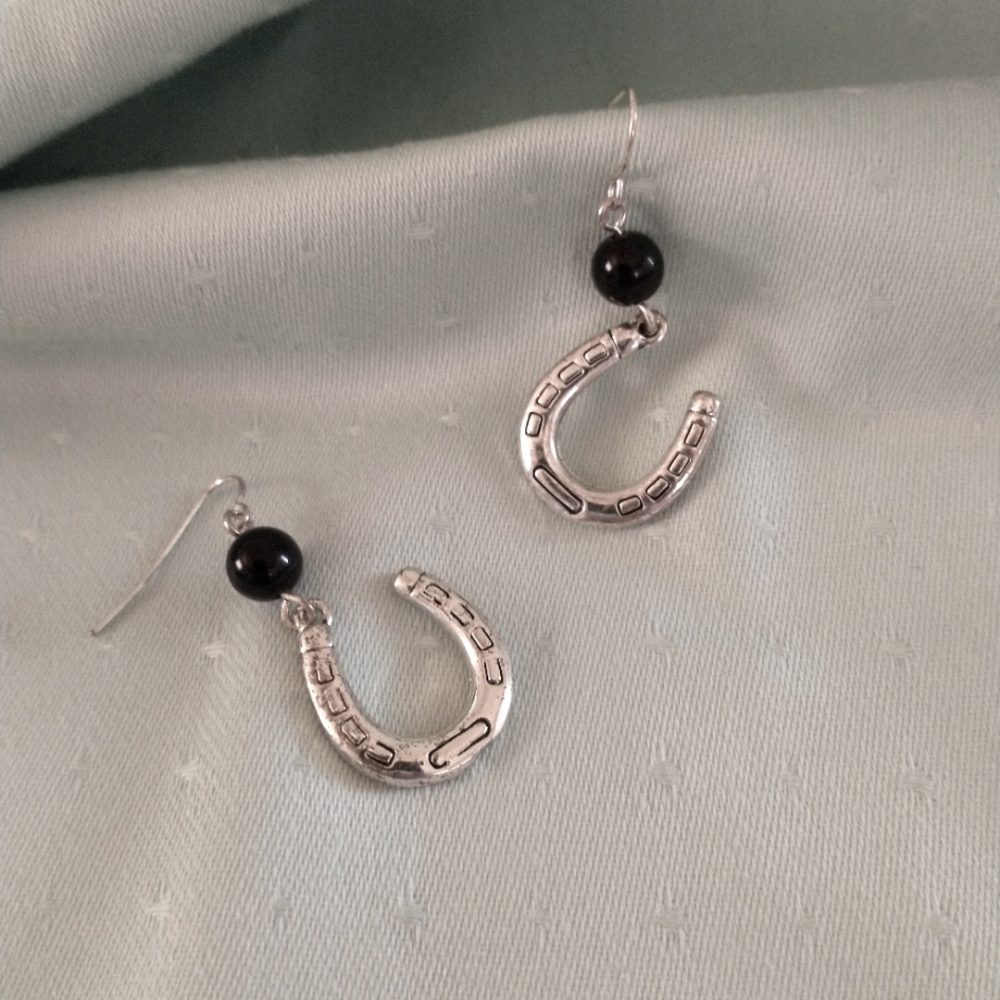 Earrings item#OE1